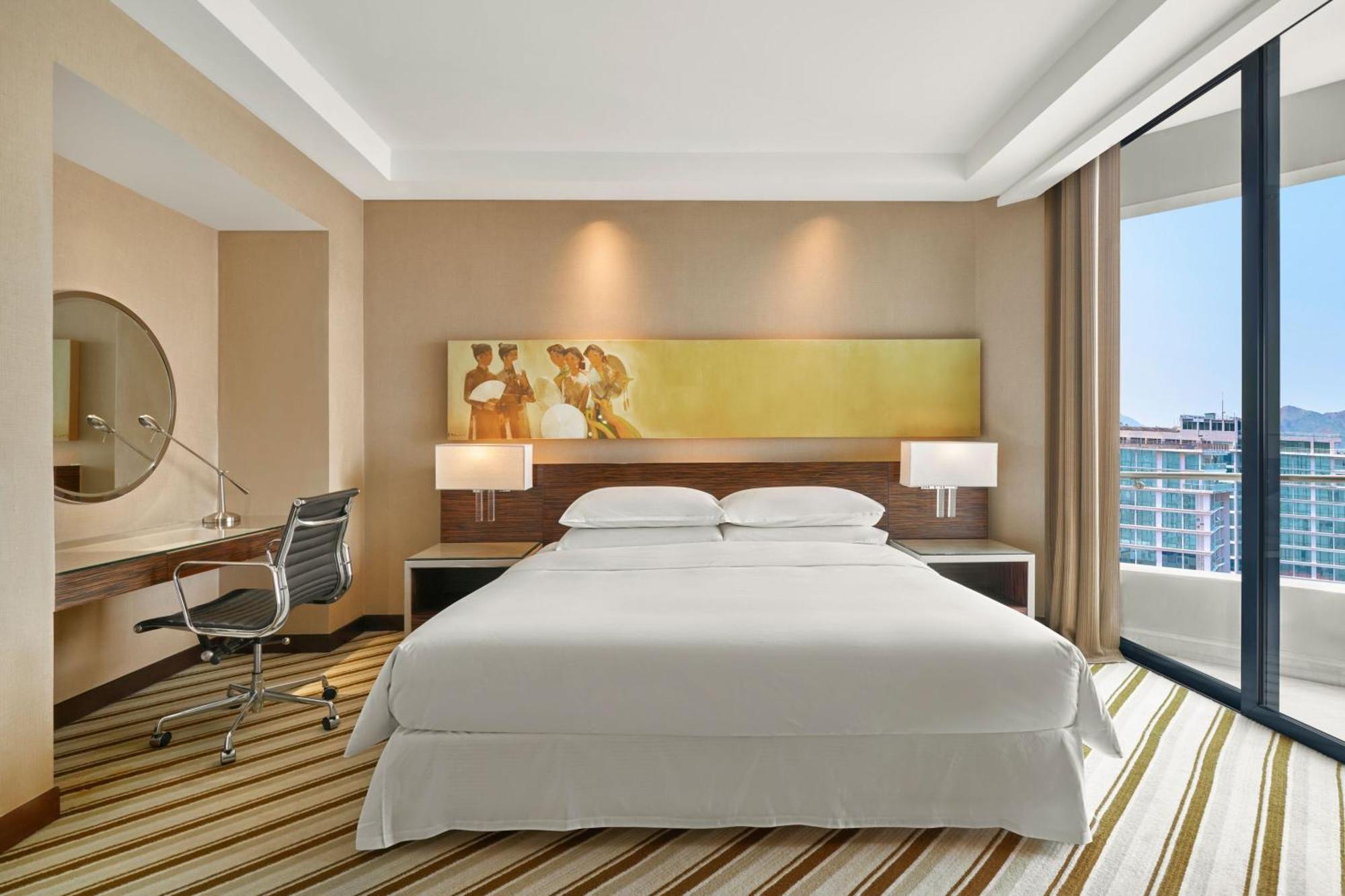 Junior King Suite with Balcony and Ocean View,1592894038:JPEG