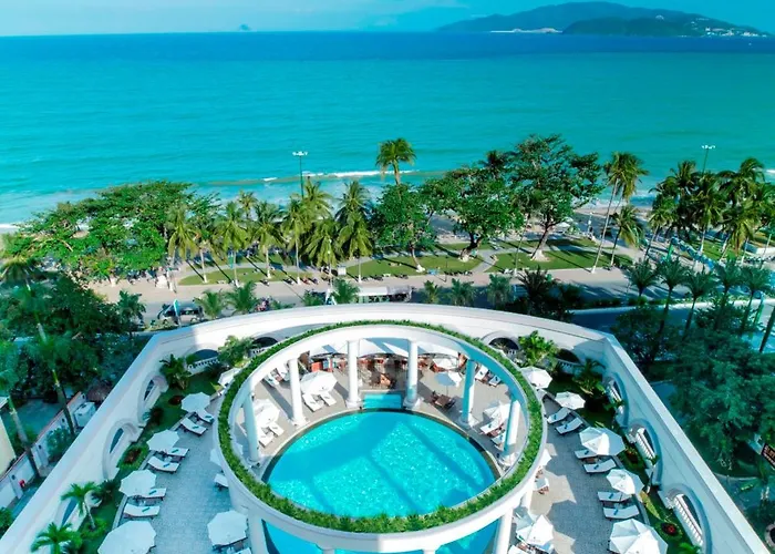 Sunrise Nha Trang Beach & SpaSpa Hotel